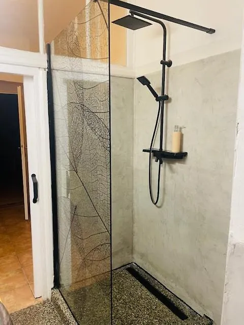 Appartement Apartman Lucian Praag